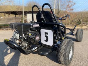 gokart-verbrenner-drift-kart-196ccm-heckansicht-aussenaufnahme.jpg