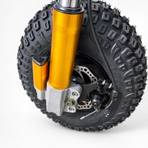 Elektroroller Speedstar 45, 2000 W – Vorderrad mit Federung und Scheibenbremse Elektroroller Speedstar 45, 2000 W – Vorderrad mit Federung und Scheibenbremse