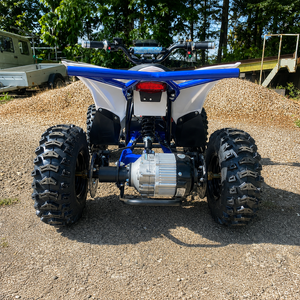 Leistungsstarkes blaues Elektro Kinderquad mit Differential – Für sicheres und spaßiges Fahren