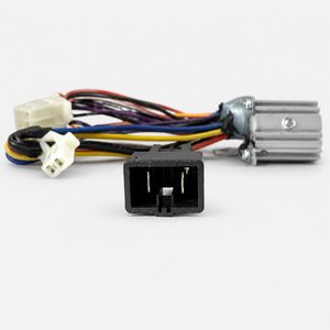 Controller 36 V / 1000 W für Elektro-Kinderquad mit Fernbedienung – Ansicht 2 Controller 36 V / 1000 W für Elektro-Kinderquad mit Fernbedienung, Studioansicht 2