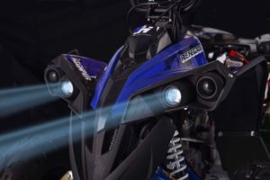 kinderquad-elektrisch-renegat-3-0-1200w-48v-blau-scheinwerfer.jpg