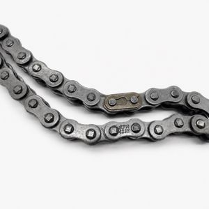 Detailansicht 2: Antriebskette 428 mit 108 Gliedern für Highper DB608 Dirtbike