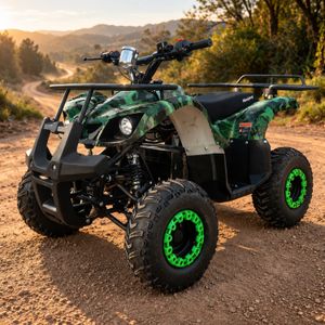 Kinderquad Camouflage Grün mit grünen Kunststoff-Felgenringen.