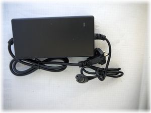 265-QBB-ladegeraet-3Pol-Buchse-b.jpg