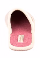 ein rosa Filzpantoffel von innen mit pinker Innensohle und cremefarbender Einfassung