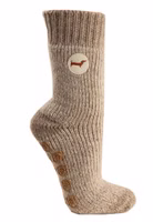 ein Paar beige melierte Gut (v)erzogen Stricksocken mit Dackel-Patch im oberen Bereich und dunkler beige abgesetzten Bündchen und Zehenteil