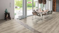 538779-haro-laminatboden-gran-via-4v-eiche-emilia-samtgrau-authentic-soft-int05.jpg 538779-haro-laminatboden-gran-via-4v-eiche-emilia-samtgrau-authentic-soft-int05.jpg