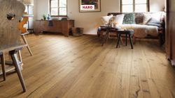 529587-haro-parkett-landhausdiele-180-4v-eiche-alabama-strukturiert-int02.jpg 529587-haro-parkett-landhausdiele-180-4v-eiche-alabama-strukturiert-int02.jpg
