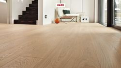 527326-haro-parkett-landhausdiele-180-4v-eiche-puroweiss-markant-strukturiert-int.jpg 527326-haro-parkett-landhausdiele-180-4v-eiche-puroweiss-markant-strukturiert-int.jpg