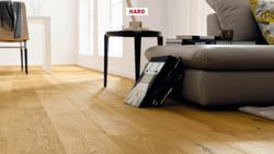 530793-haro-parkett-landhausdiele-180-4v-eiche-sauvage-retro-strukturiert-int08.jpg 530793-haro-parkett-landhausdiele-180-4v-eiche-sauvage-retro-strukturiert-int08.jpg