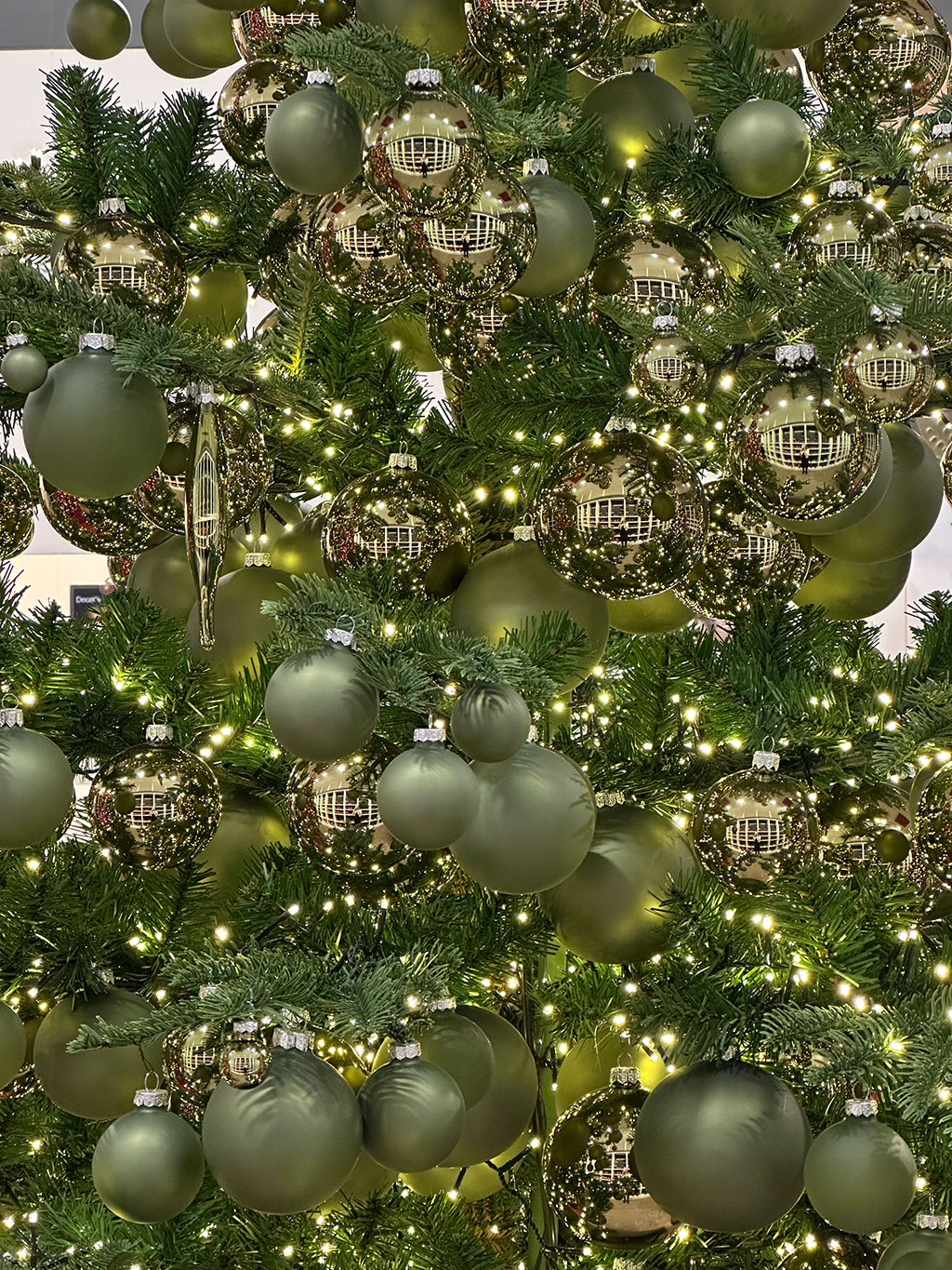 Grüne Mini-Weihnachtskugeln Aus Glas, 3 Cm Ø, 22 Stück – Christbaumschmuck In Dunkelgrün & Silber, Vielseitig Für Deko & Basteln