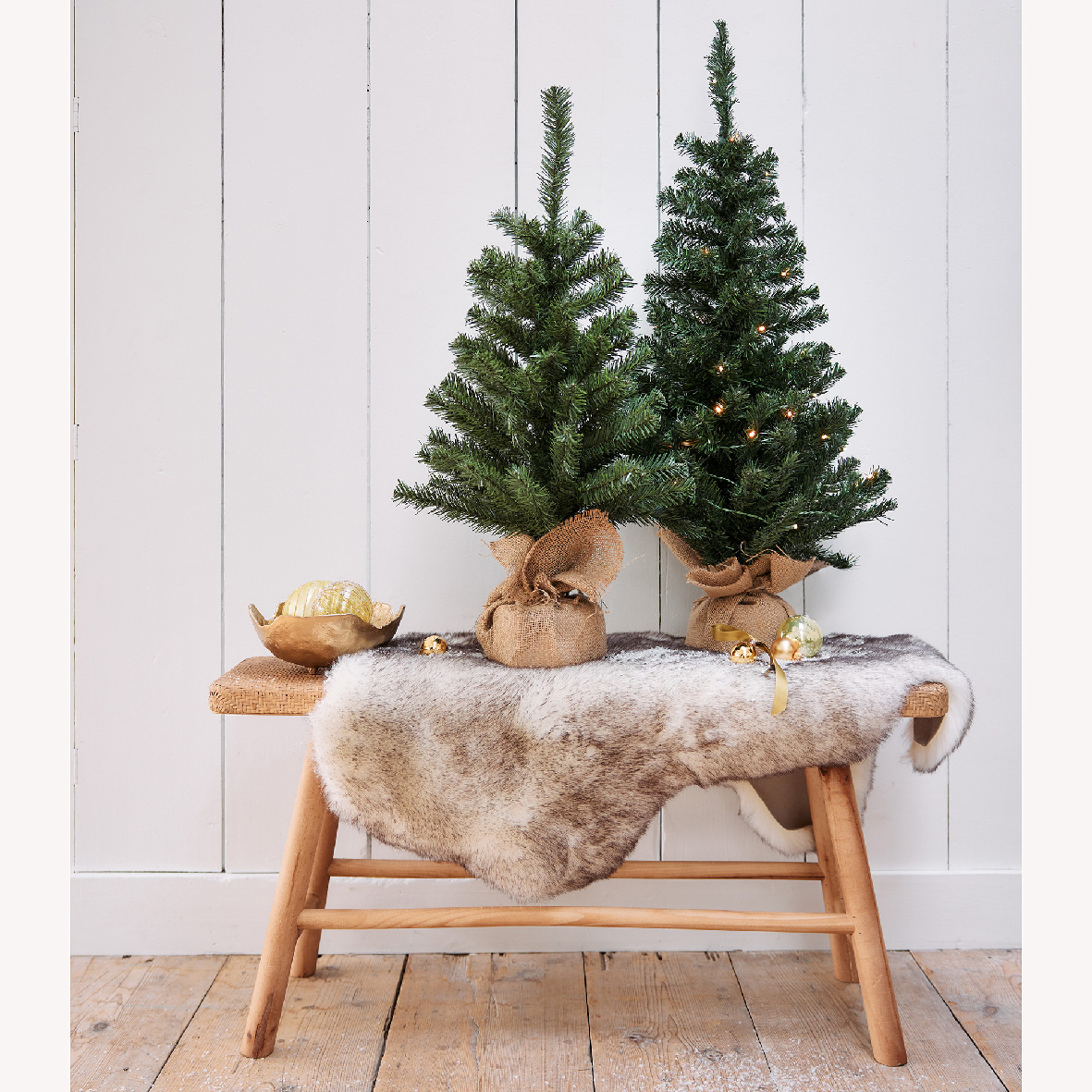 Tannenbaum künstlich im Jutesack 60cm grün