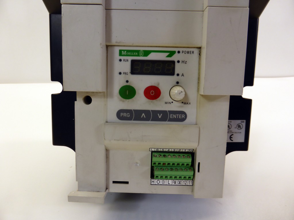 10571-Moeller-DV5-340-5K5-Frequenzumrichter-Umrichter-_1.JPG