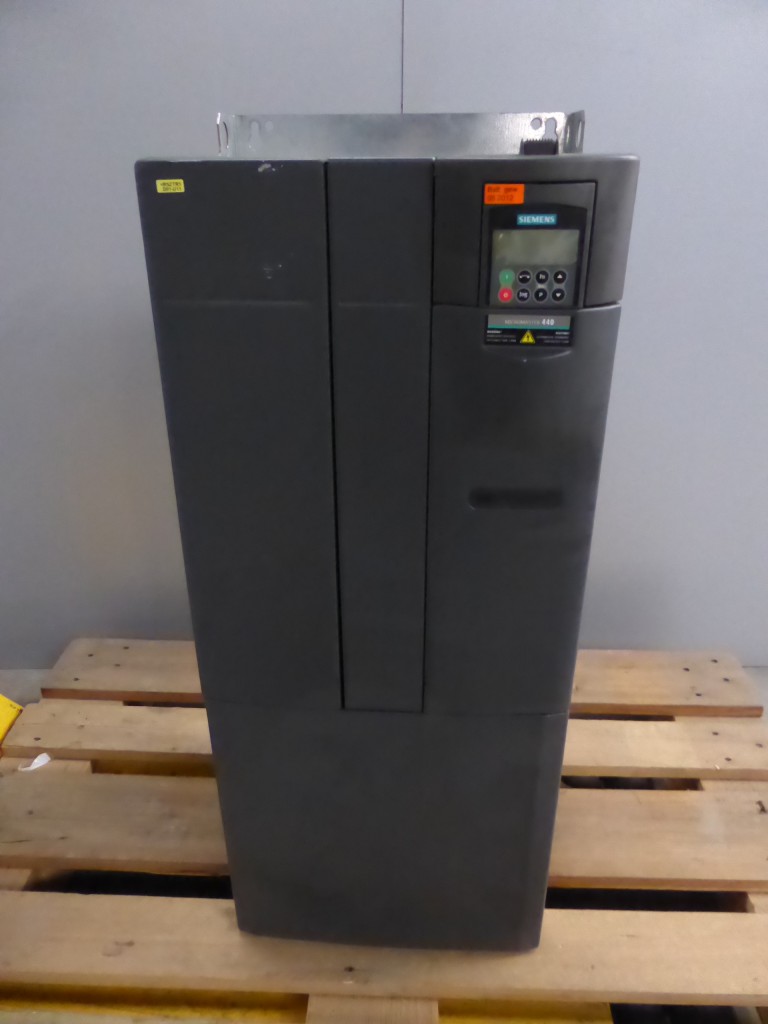 11457-Siemens--Micromaster--440--6SE6440-2UE37-5FA1.JPG