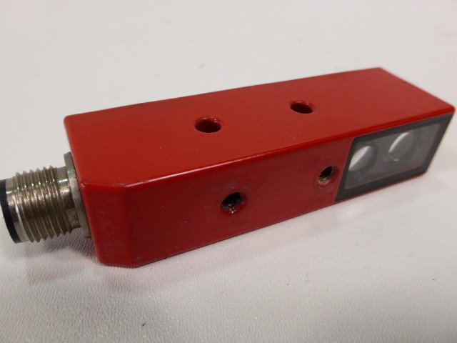 12357-Leuze-electronic-FRKR-97-4-100-L-Reflexions_5.JPG