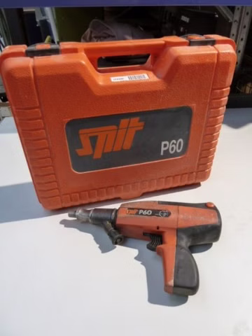 SPIT P60 Bolzensetzgerät Bolzenschussgerät Nagelsetzgerät Schussgerät Bolzen P60