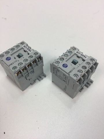2 x Allen-Bradley Auxiliary Contactor 700DC-MB310 AC-12 300V 10A