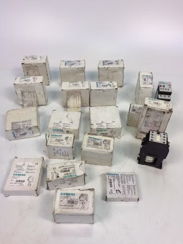 Posten 18x Siemens Leistungsschalter 3TF4010-0BB4, 3RU1126-1HB0, 3RU1136-4BD0,