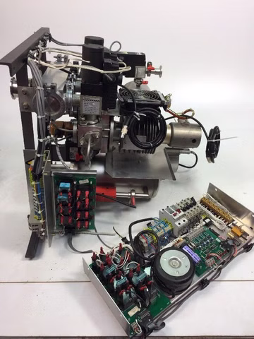 Lecksuch Gerät D 15420220 Spectron 3000 X für Edwards Behälter VA