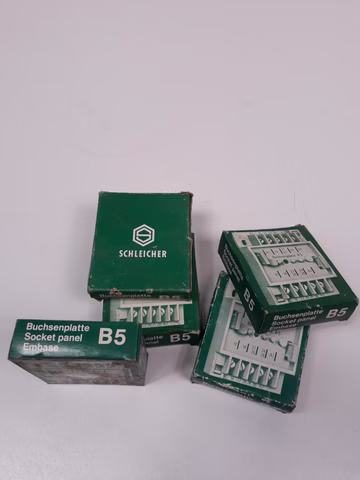 5x Schleicher Buchsenplatte B5 – Anschlussmodul 11-polig