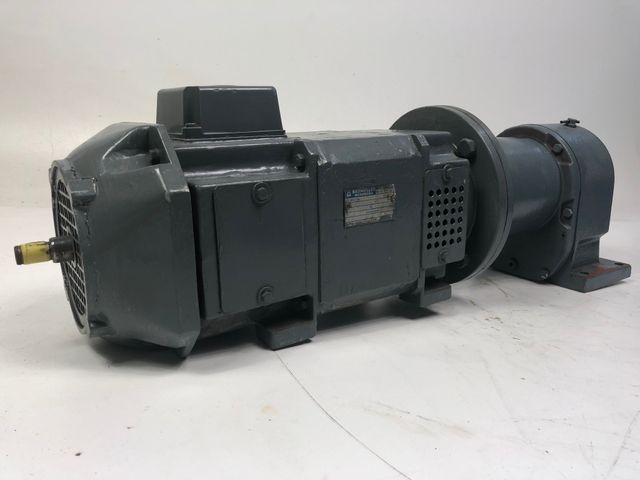 Серводвигатель Baumüller OGN 85 SG, электродвигатель, мотор-редуктор, 220V / 3100rpm, SK 20 F