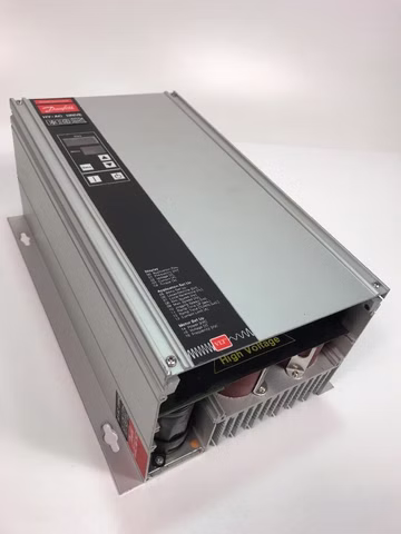 Danfoss VLT 3006 175H3073 9,3 KVA Frequenzumrichter 3x380-415V VLT3006