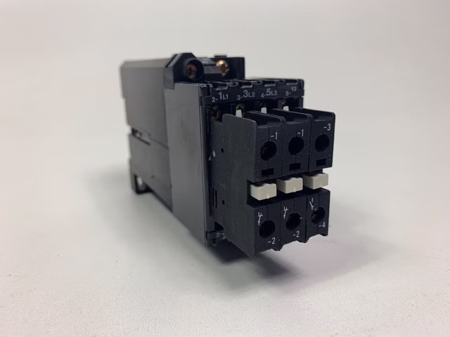 ABB Hilfsschütz FPL1813001R0225 Kontaktor B163022