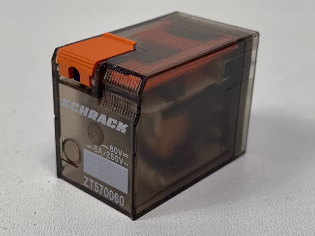 25x Schrack Schaltschrankrelais ZT570060 Relais Relay