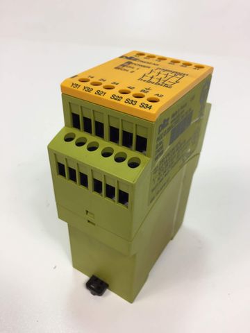 Pilz PNOZ X3 مرحل أمان 774318 جهاز فصل الطوارئ مرحل