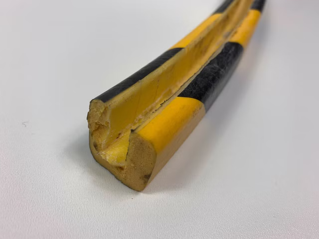 Eckschutz ca. 146 cm Schutzprofil Kantenschutz Stoßschutz ca. 7 mm Spaltmaß