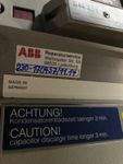 Rückansicht ABB SDS100 Servo Drive mit Anschlüssen