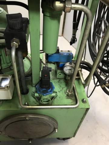Hydraulic power unit mobile hydraulics with cooling flushing