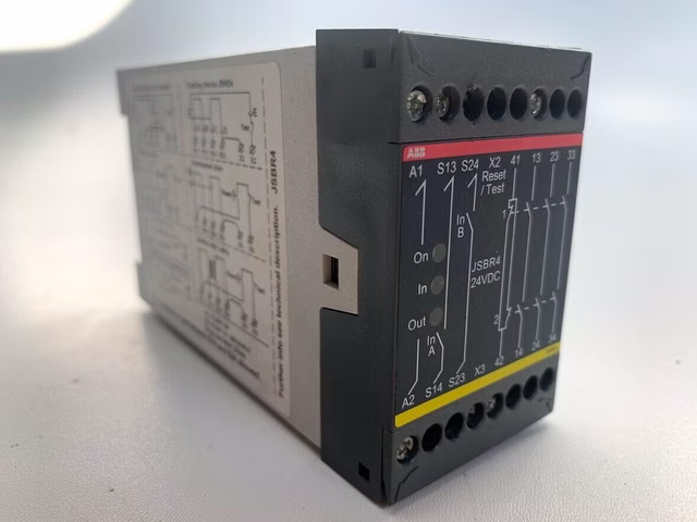 ABB 2TLA010030R0000 Sicherheitsrelais 24VDC JR4SB 