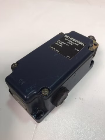 Schmersal UK 434y-U180-2352 Positionsschalter IEC 60947-5-1