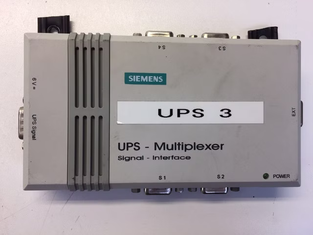 Fujitsu Siemens Multiplexer 6SU5931-0AA11 TYP MP 11 9-Polig