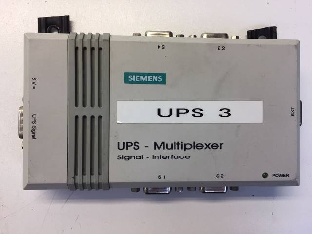 Fujitsu Siemens Multiplexer 6SU5931-0AA11 TYPE MP 11 9-Pin