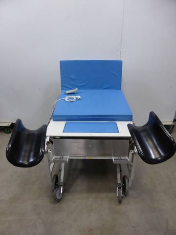 Electric Gynecology Chair Urology Chair Gynecology Extra Leg Supports