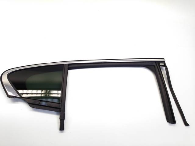 Original Ford Focus mk4 Window Guide Rear Right 2346675