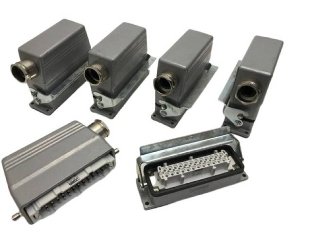 5x Phoenix Contact Connector 1771888 and Housing 1771930