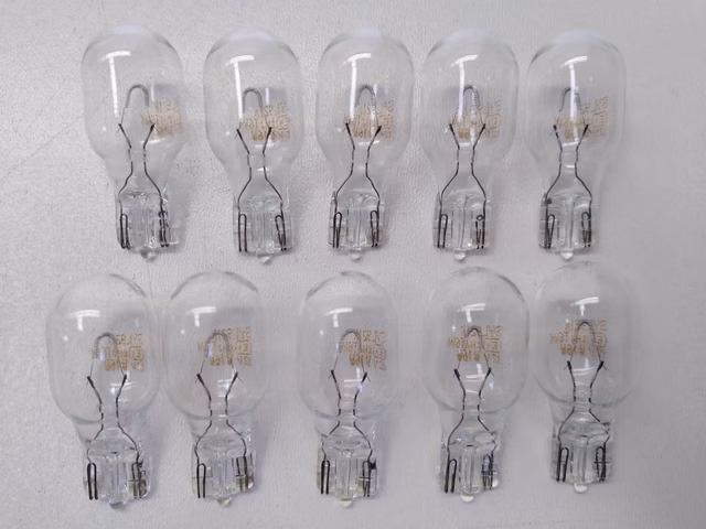 10x Original GM 22692679 Glühbirne Glühlampe Opel Ampera, Antara, Astra J