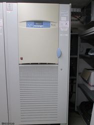 USV Anlage Lieber Hiross ohne Batterien optional Batterieschränke Bettarieschränke - USV UPS Anlage Liebert HIROSS ohne Batterien optinal Zubehör