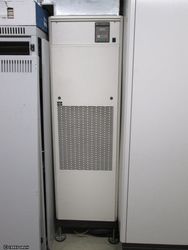 22904_6.jpg UPS Anlage ohne Batterien – Batterieschränke
