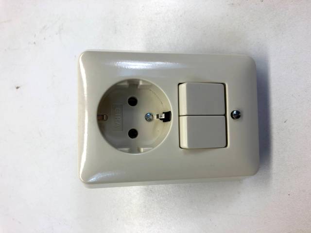 Gira 017501 Schuko Combination Switch cream white