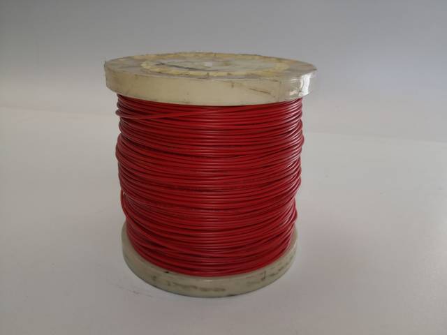 (0.43/m)Helukabel 64111 stranded wire insulated cable copper cable red approx 305m 4mm²