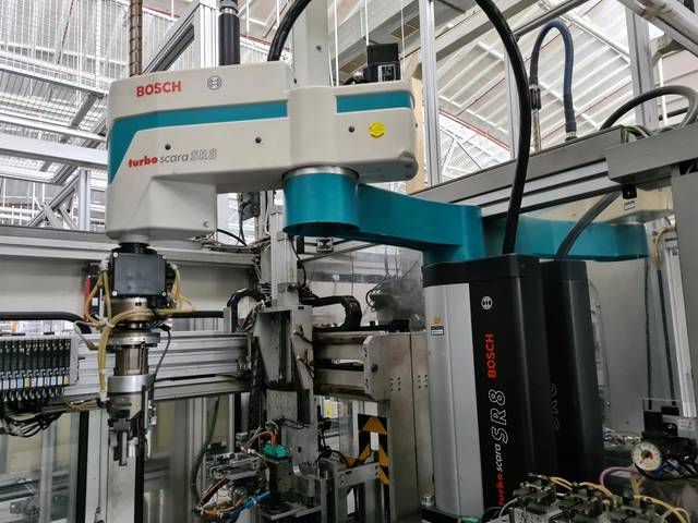 Bosch Turbo Scara SR8 Robot + Rexroth Control MA4/200-7301-M + RH04.0S