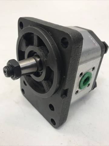 Hydraulic pump 1L6DJ23F, PEDRO ROQUET 1L6DJ23F, PGP511A0040CS1D4NJ, 3349111149