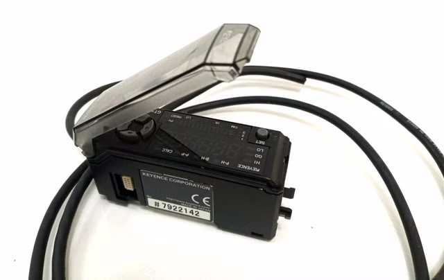 Keyence Messverstärker GT-71AP Sensor