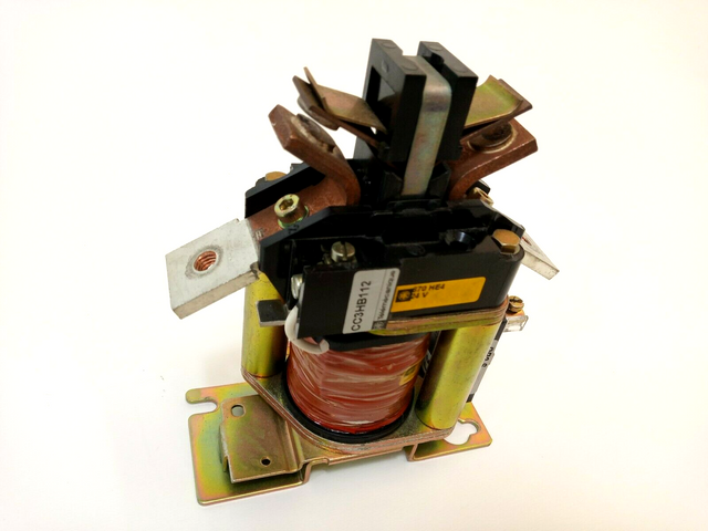 Telemecanique CC3HB112E Контактор, предохранитель, вспомогательный контактор CC3 HB112E Telemechanique