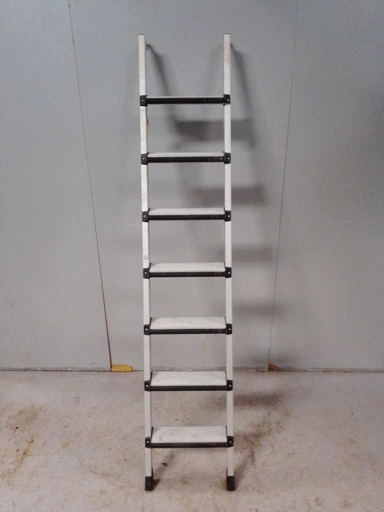 26037.JPG