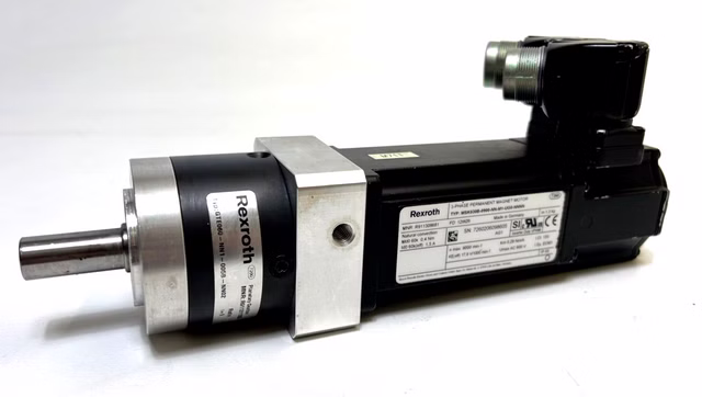 Rexroth, R911311555 + R911308681, MSK030B-0900-NN-M1-UG0-NNNN, Motor Servo